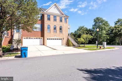 25536 Crossfield Dr, Chantilly, VA 20152 - photo 6