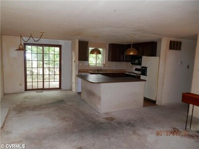 9406 Emmett Rd, Glen Allen, VA 23060 - photo 2
