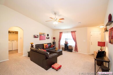 593 E 147th St S, Glenpool, OK 74033 - photo 4