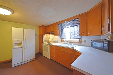 1740 Olladale Dr, Fort Wayne, IN 46808 - photo 3