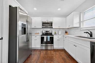 2212 Rosewood St unit F, Houston, TX 77004 - photo 7