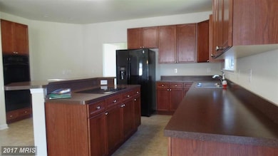 1266 Upland Dr, Fayetteville, PA 17222 - photo 6