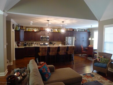 4 Living Room