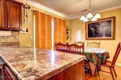 8518 Grand Neptune Dr unit 1602, Louisville, KY 40228 - photo 6