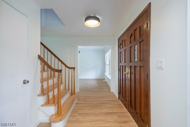 20 Whitewood Dr, Morris Plains, NJ 07950 - photo 5