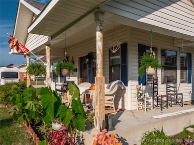 1306 S 6th St, McAlester, OK 74501 - photo 3