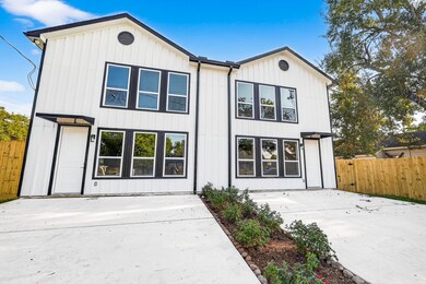 3826 Rosemont St, Houston, TX 77051 - photo 2