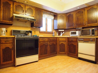 621 Huguenot Ave, Staten Island, NY 10312 - photo 4