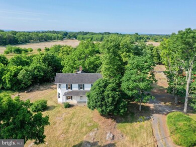 135 Longmarsh Rd, Berryville, VA 22611 - photo 7