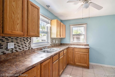 25861 Powers Ave, Dearborn Heights, MI 48125 - photo 7