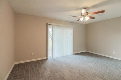 7722 Gleason Rd, Houston, TX 77016 - photo 6