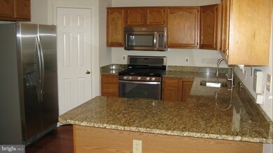 201 Tolbelt Ct, Stafford, VA 22554 - photo 6