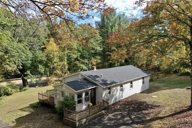 218 Holtshire Rd, Orange, MA 01364 - photo 3