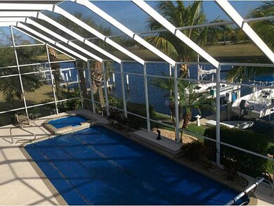 Swimming Pool/Hot Tub/Sauna