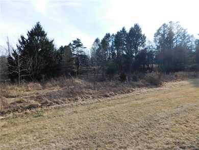 538 Ashwood Dr, Nazareth, PA 18064 - photo 5