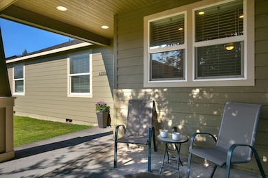 62597 Hawkview Rd, Bend, OR 97701 - photo 2