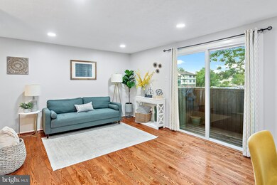 19613 Gunners Branch Rd unit 621, Germantown, MD 20876 - photo 6