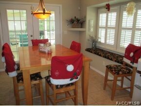 Country Kitchen Dining Area