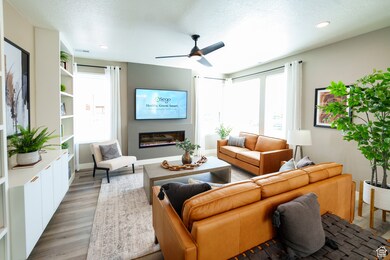 11328 S Silver Pond Dr unit 321, South Jordan, UT 84009 - photo 4