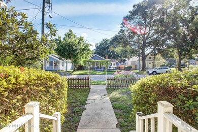1048 Lark St, Jacksonville, FL 32205 - photo 3