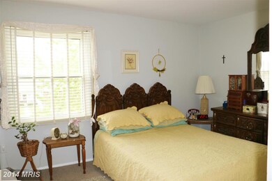 12379 Boncrest Dr, Reisterstown, MD 21136 - photo 5