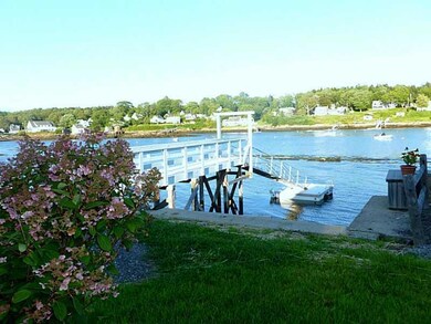 Waterfront/Dock/Pier.