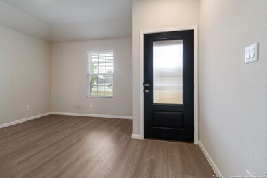 14039 MacHete Park, San Antonio, TX 78252 - photo 4