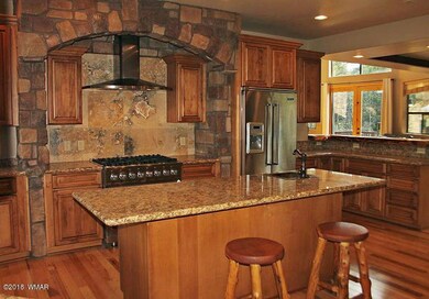 Kitchen Island & Stove