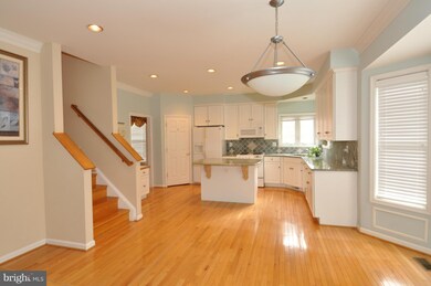 7209 Hickory St, Falls Church, VA 22043 - photo 7