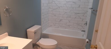 32 Middle Wallop Rd, Bear, DE 19701 - photo 4