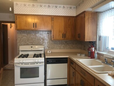 10143 The Strand, Westchester, IL 60154 - photo 6