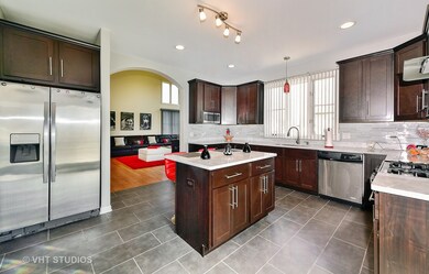 13 Carrington Ct, Hazel Crest, IL 60429 - photo 7