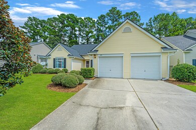 1493EndicottWay002