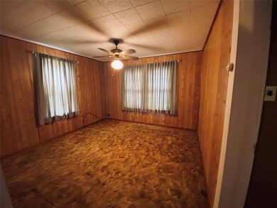 402 W Denison Ave, Bonham, TX 75418 - photo 7