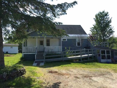 291 Railroad St, Littleton, NH 03561 - photo 2