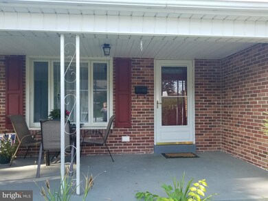 115 W Maple St, Dallastown, PA 17313 - photo 4