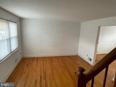 8613 Rock Oak Rd, Parkville, MD 21234 - photo 6