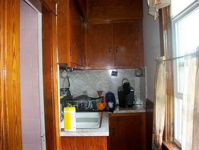 379 Dyer Ave, Cranston, RI 02920 - photo 4