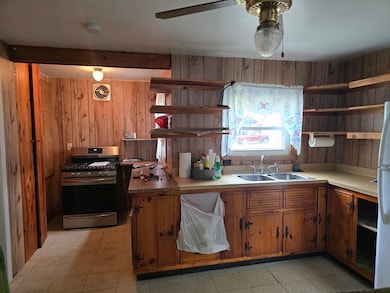 10 Power Square, Greenfield, MA 01301 - photo 5