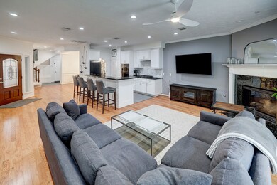 1347 Ella Place, Houston, TX 77008 - photo 7