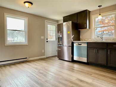 19 Townhouse Rd, Allenstown, NH 03275 - photo 2