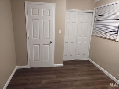 924 Height St unit A & B, Bakersfield, CA 93305 - photo 6