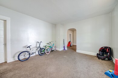 722 8th St, Waukegan, IL 60085 - photo 4