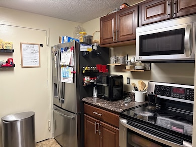 32 Silver Hill Ln unit 1, Natick, MA 01760 - photo 7