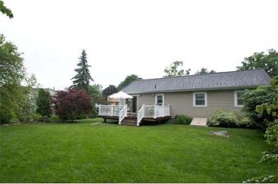 16 Erickson St, Stoneham, MA 02180 - photo 5