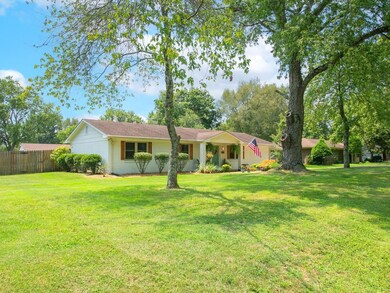 1000 Hickory Ridge Dr, Franklin, TN 37064 - photo 2