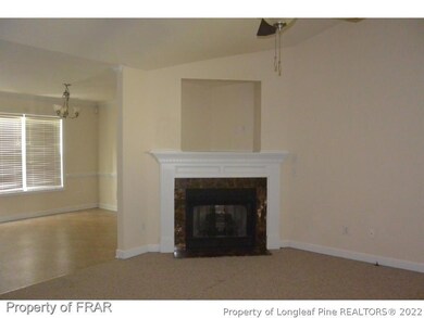 1612 Stonewood Dr, Fayetteville, NC 28306 - photo 7