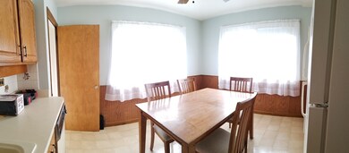 1237 N Hillside Ave, Berkeley, IL 60163 - photo 4