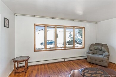 12 Roxy Place, Lynbrook, NY 11563 - photo 7