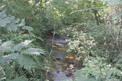 PINEY BROOK CREEK BOARDERS RIGHT SIDE BOUNDRY